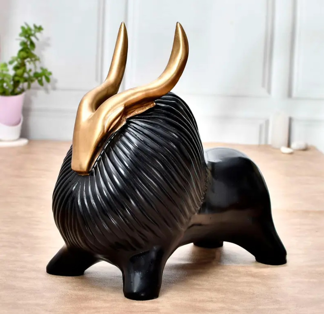 Golden horn Yak showpiece