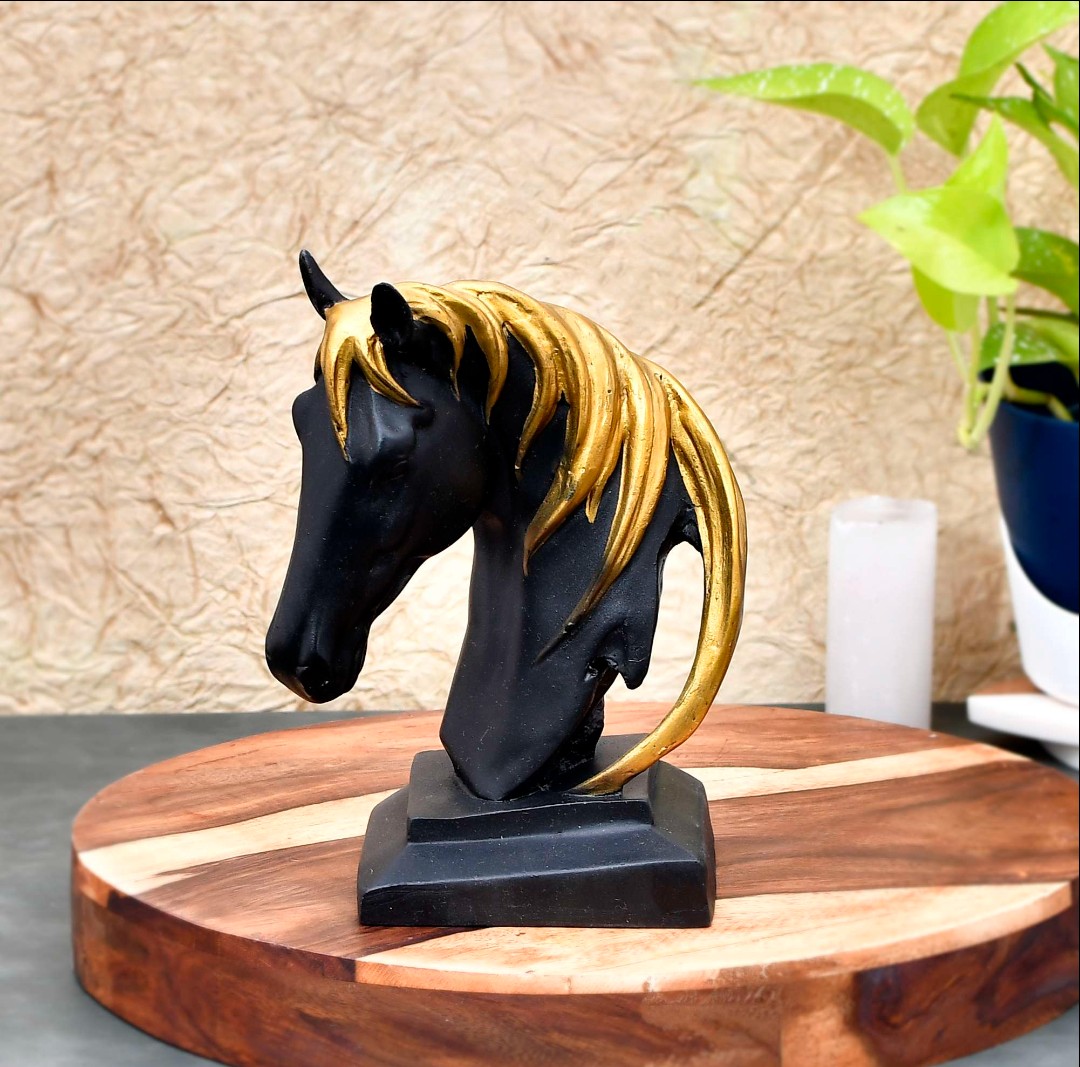 Black Horse head showpiece